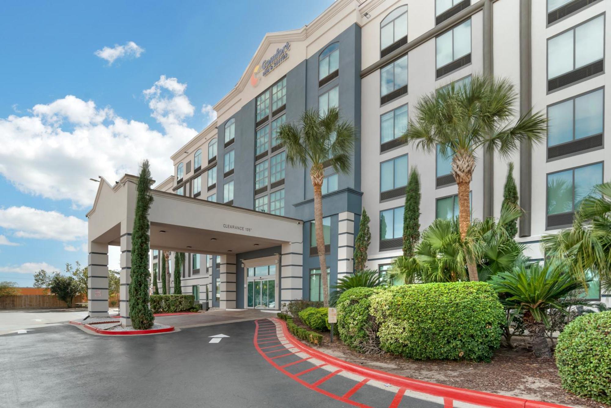 Comfort Inn & Suites New Orleans Airport North Kenner Bagian luar foto