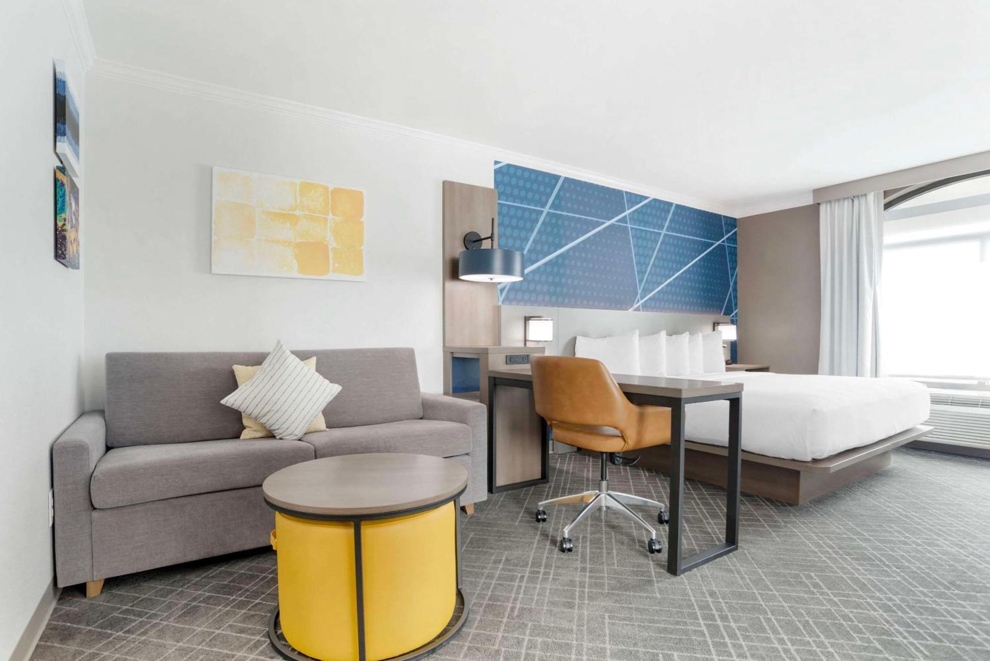 Comfort Inn & Suites New Orleans Airport North Kenner Bagian luar foto